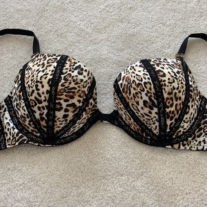 Victoria’s Secret Very Sexy bra